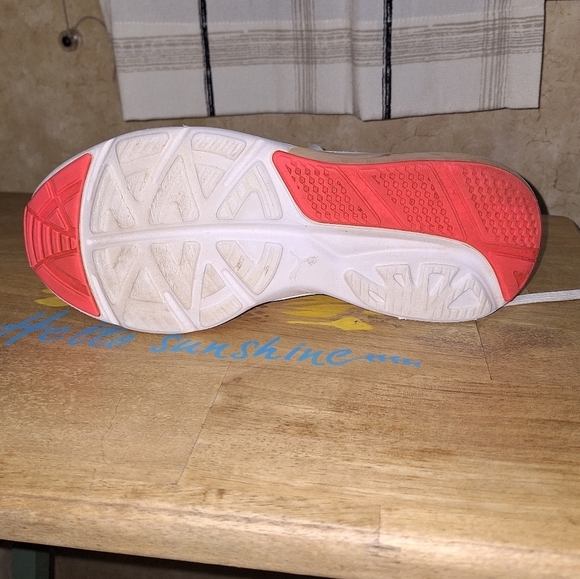 Puma Iocell White Neon Pink Running Shoes Sneakers Women's Size 8.5. - Picture 8 of 15